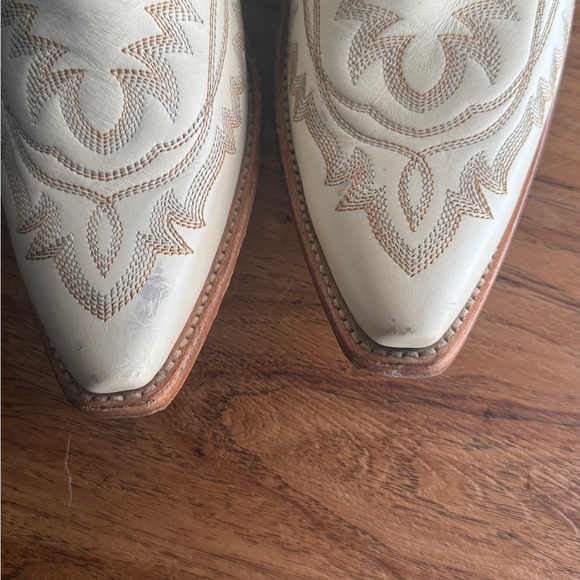 Ariat Casanova Embroidered Western Boots - Picture 5 of 5